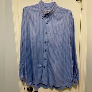 Cutter & Buck men’s XL blue dress shirt